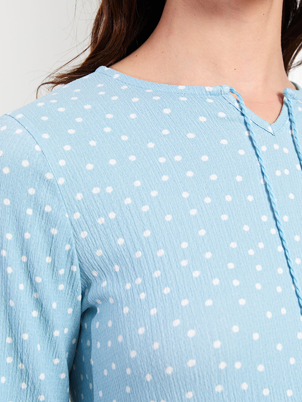 Turkuaz Bağlamalı Yaka Puantiyeli Uzun Kollu Krinkle Hamile Elbise-3