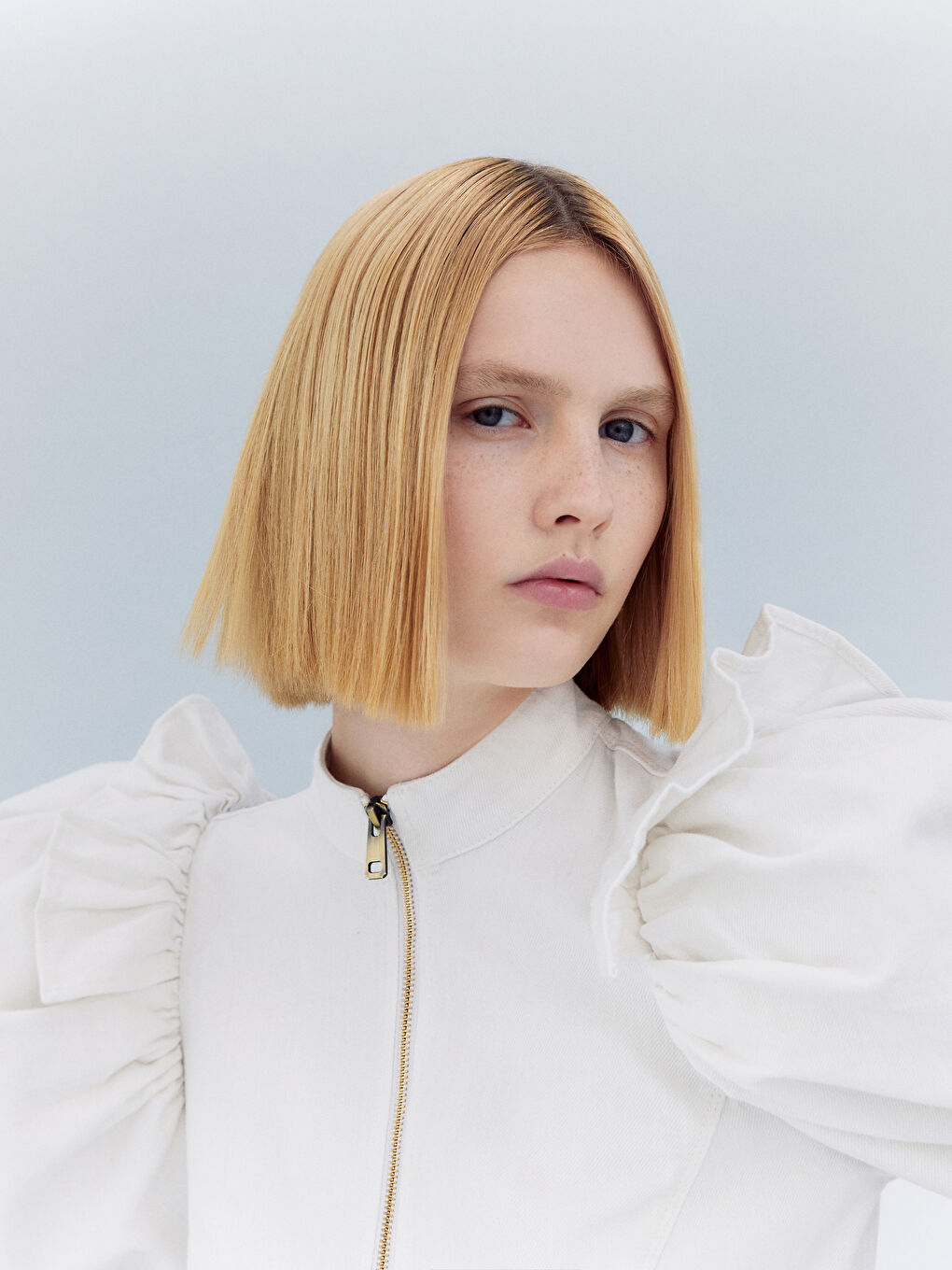 جمبسوت جينز نسائي بأكمام منتفخة وأرجل مستقيمة-3