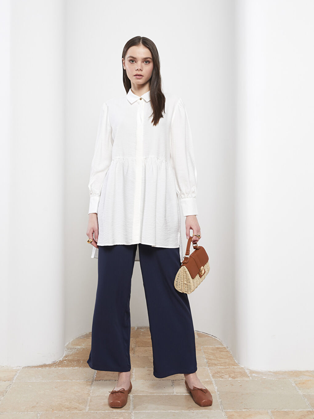 Beyaz Düz Uzun Kollu Kadın Gömlek Tunik-2