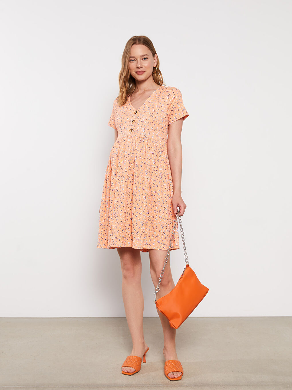 Mercan V Yaka Düz Kısa Kollu Krinkle Hamile Elbise