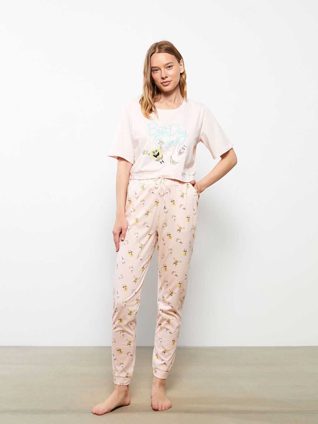 Set de pijamale din bumbac cu mânecă scurtă, imprimat SpongeBob, guler rotund, pentru femei-1