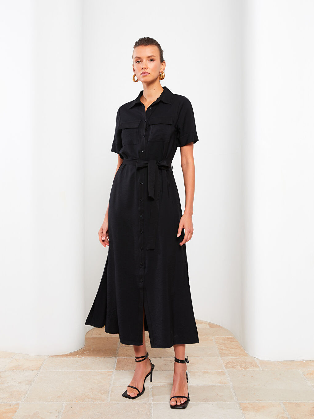 Siyah Düz Kısa Kollu Kadın Gömlek Elbise