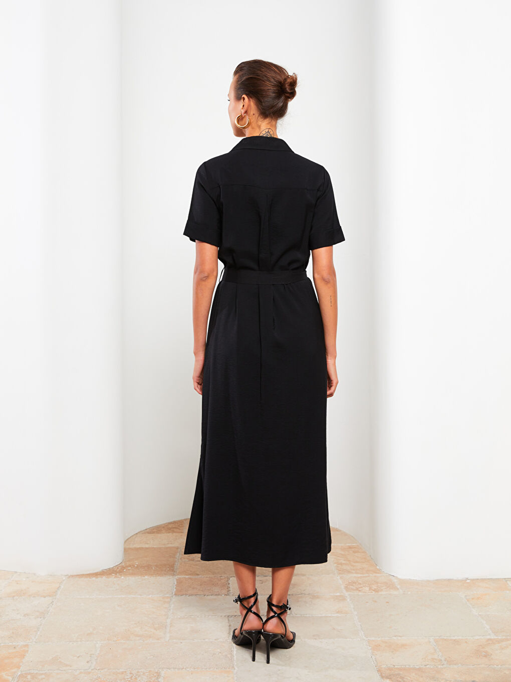 Siyah Düz Kısa Kollu Kadın Gömlek Elbise-4