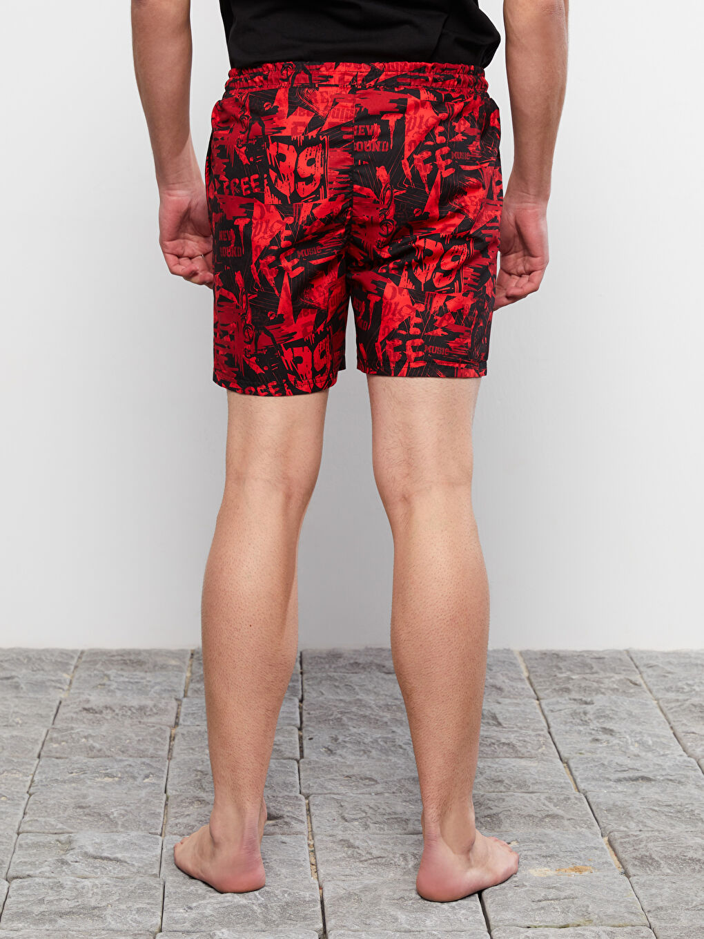 Kırmızı Kısa Boy Desenli Erkek Deniz Şortu-4
