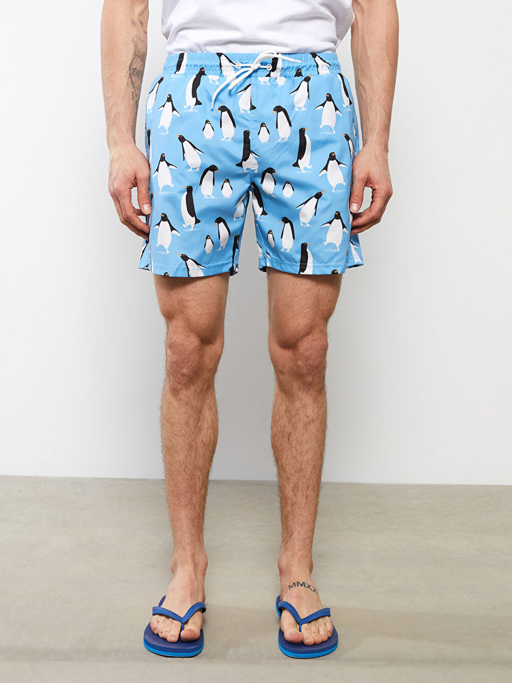 Mavi Kısa Boy Baskılı Erkek Deniz Şortu-2