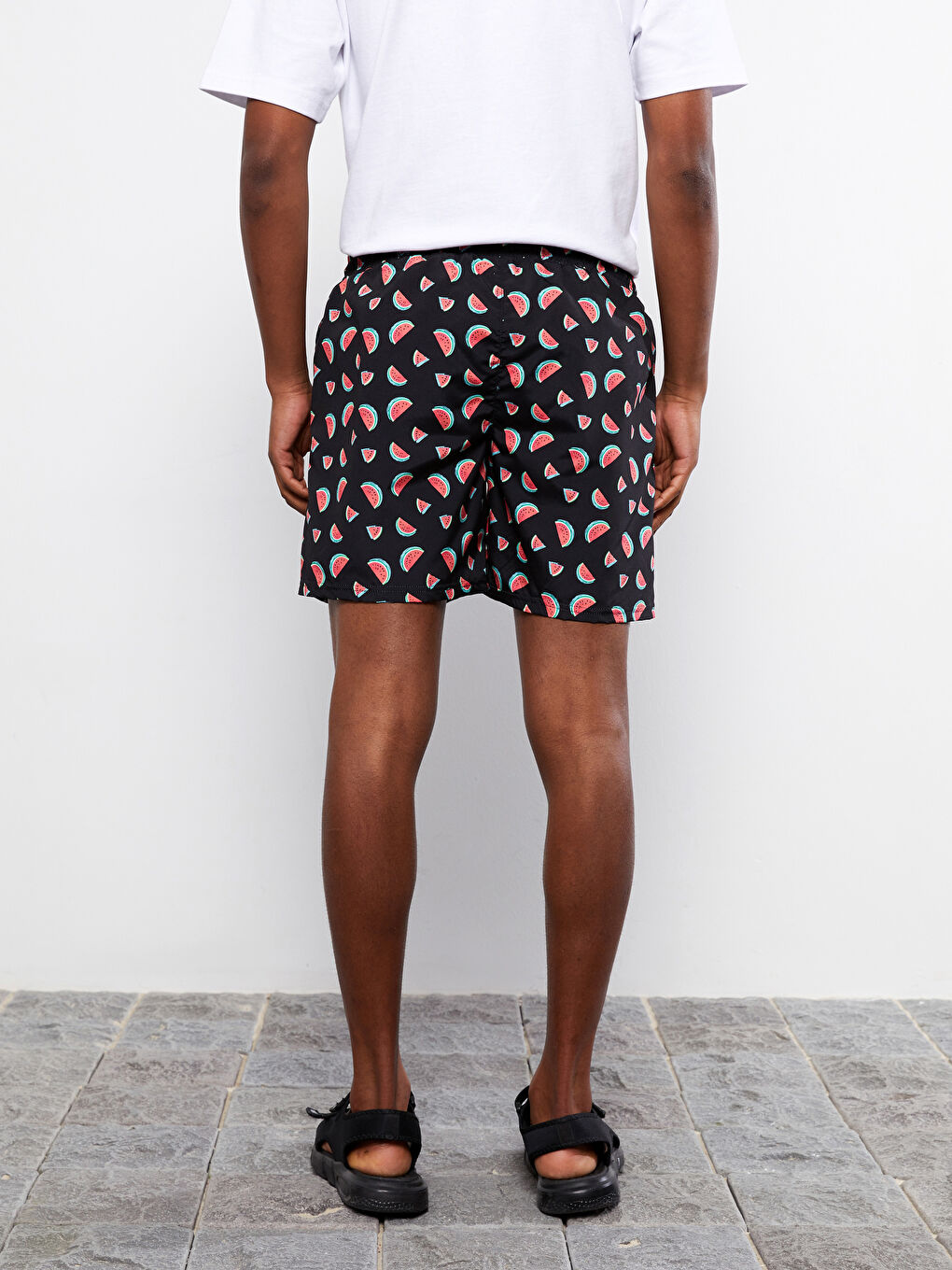 Siyah Kısa Boy Baskılı Erkek Deniz Şortu-4