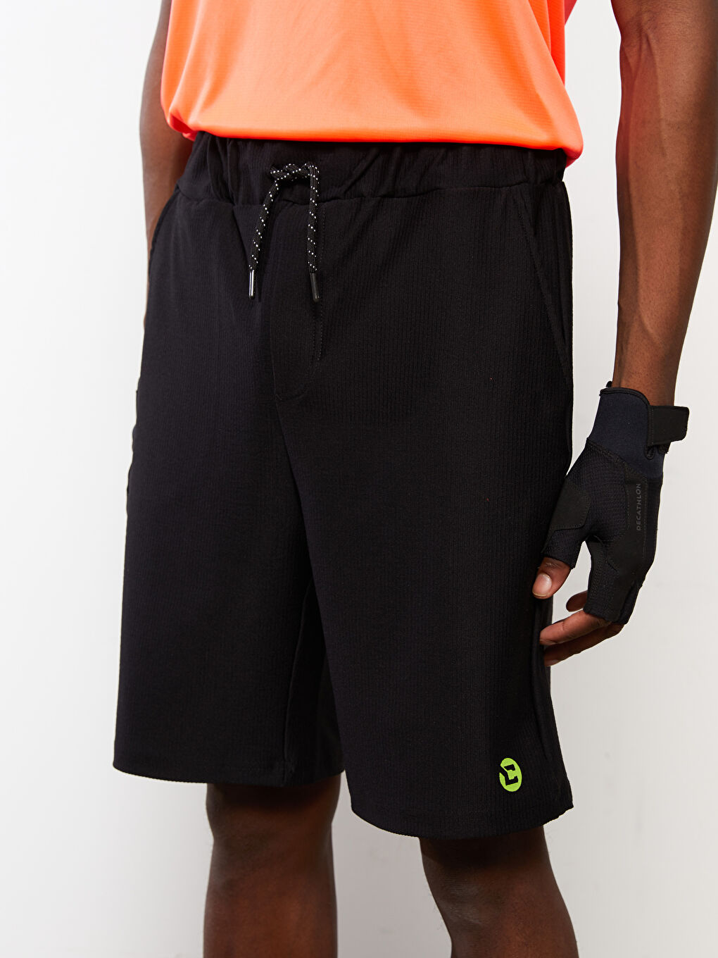 Siyah Standart Kalıp Erkek Spor Şort-4