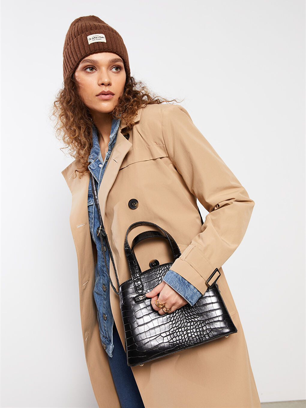 Siyah Deri Görünümlü Kadın Kol Çantası-2