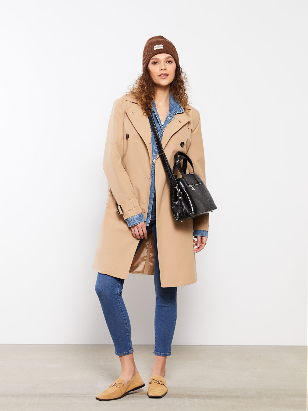 Siyah Deri Görünümlü Kadın Kol Çantası-1