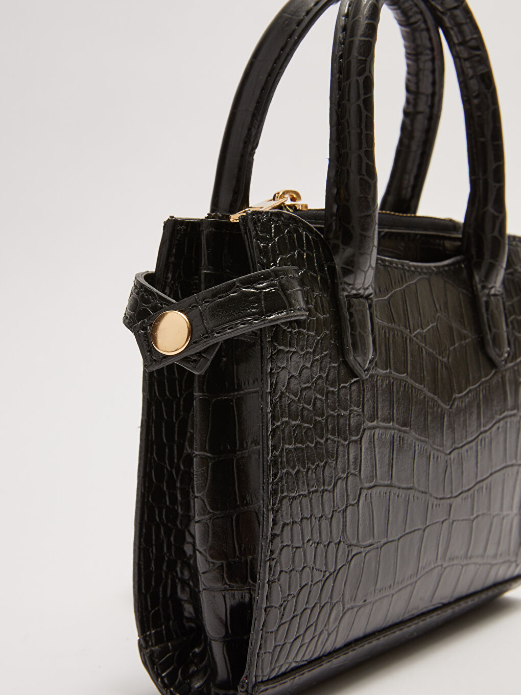 Siyah Deri Görünümlü Kadın Çapraz Çanta-2