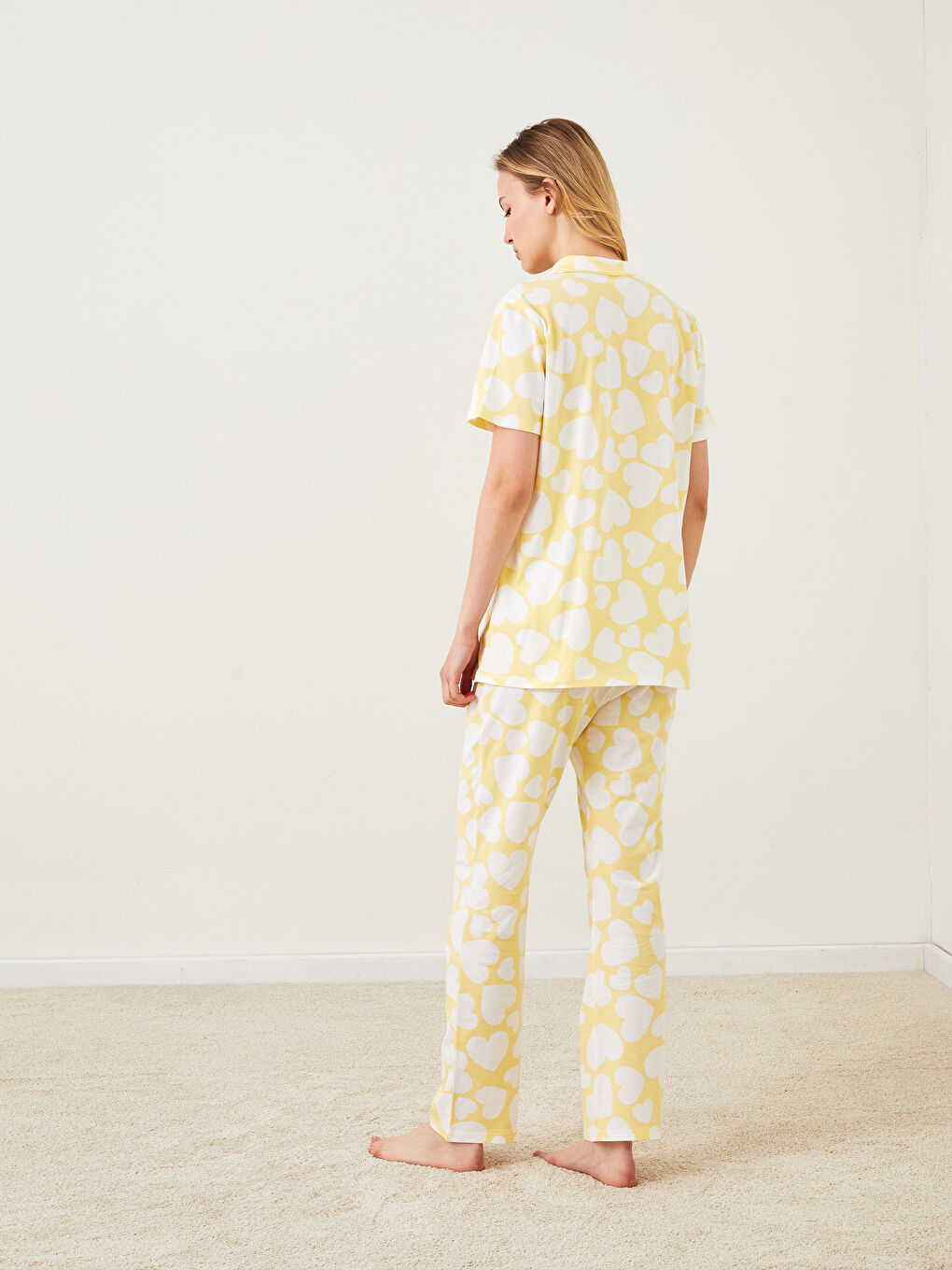 Sarı Gömlek Yaka Desenli Kısa Kollu Pamuklu Kadın Pijama Takımı-3