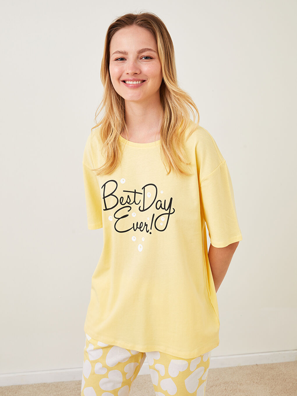 Set de pijama din bumbac cu mânecă scurtă imprimată și guler rotund pentru femei-2