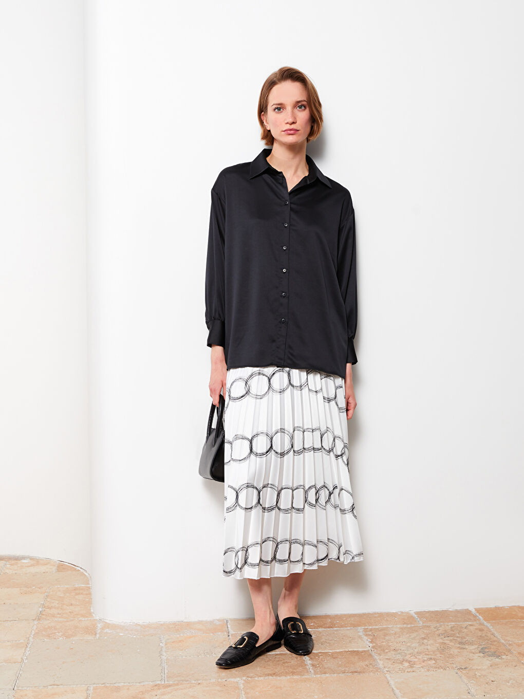 Siyah Düz Uzun Kollu Saten Kadın Gömlek Tunik-2