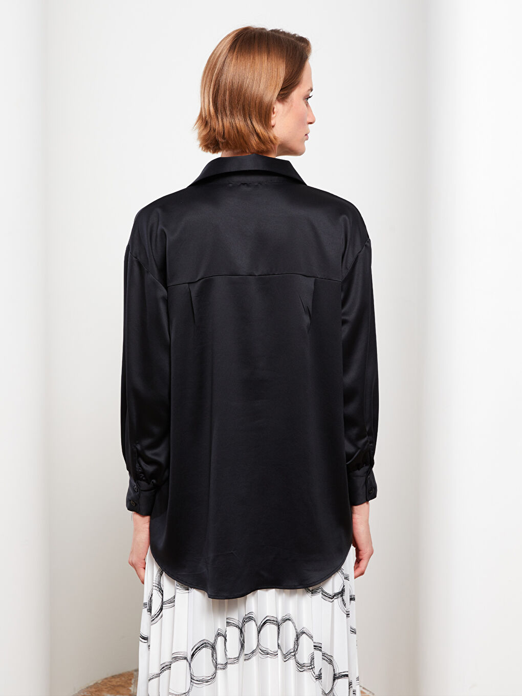 Siyah Düz Uzun Kollu Saten Kadın Gömlek Tunik-4