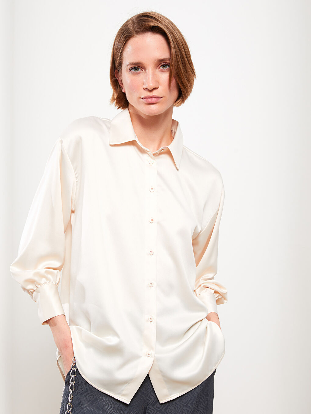 Ekru Düz Uzun Kollu Saten Kadın Gömlek Tunik