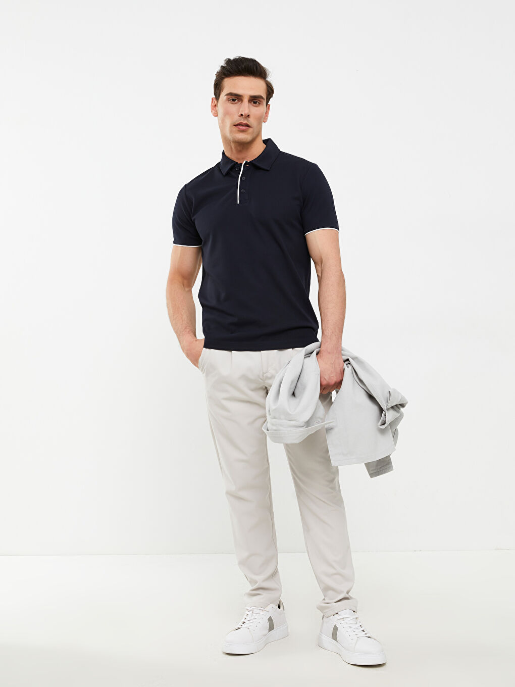 Siyah Polo Yaka Kısa Kollu Erkek Tişört