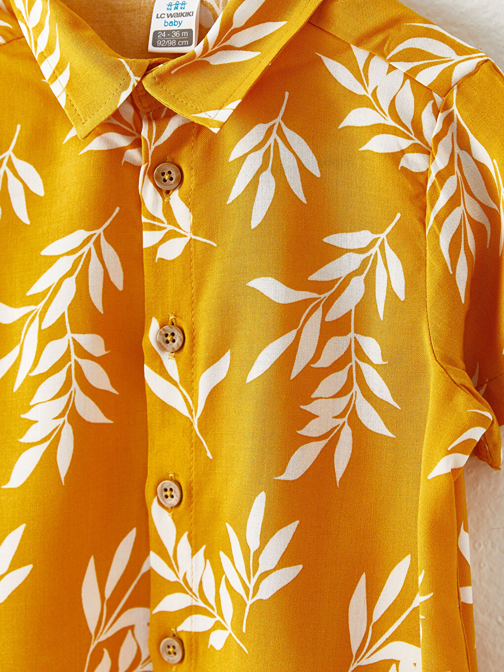 Cămașă cu mânecă scurtă imprimată și pantaloni scurți pentru bebeluși băieți - Set 2 piese-3