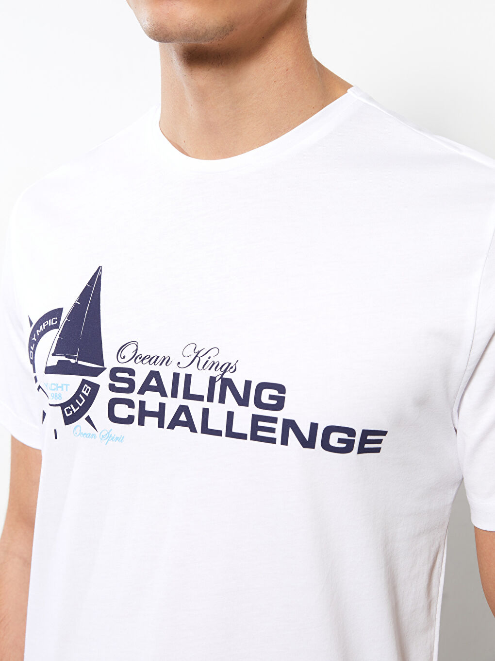 Beyaz Bisiklet Yaka Kısa Kollu Baskılı Penye Erkek Tişört-3