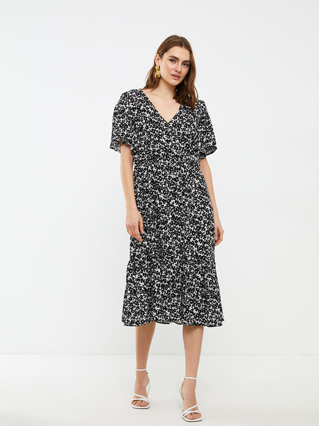 Plus Size V-Neck Patterned Short Sleeve Viscose Women's Dress-1