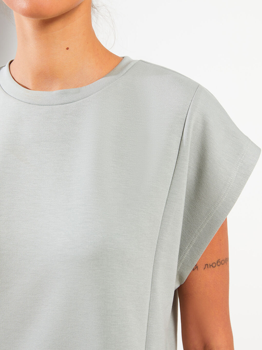 Crew Neck Plain Short Sleeve Women's T-Shirt-3