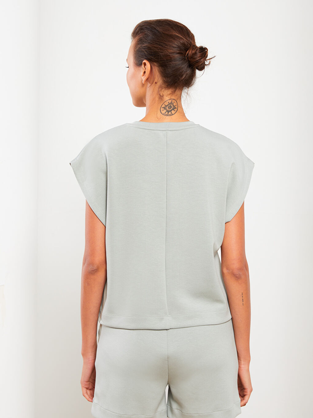 Crew Neck Plain Short Sleeve Women's T-Shirt-4
