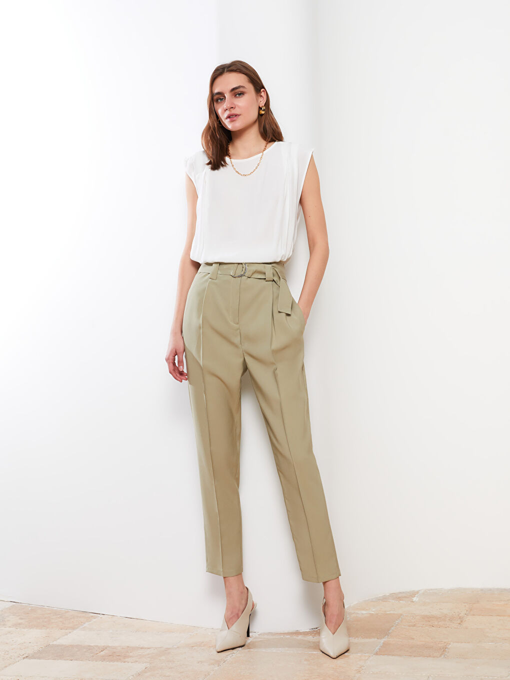 Yeşil Yüksek Bel Standart Fit Düz Gabardin Kadın Pantolon-1