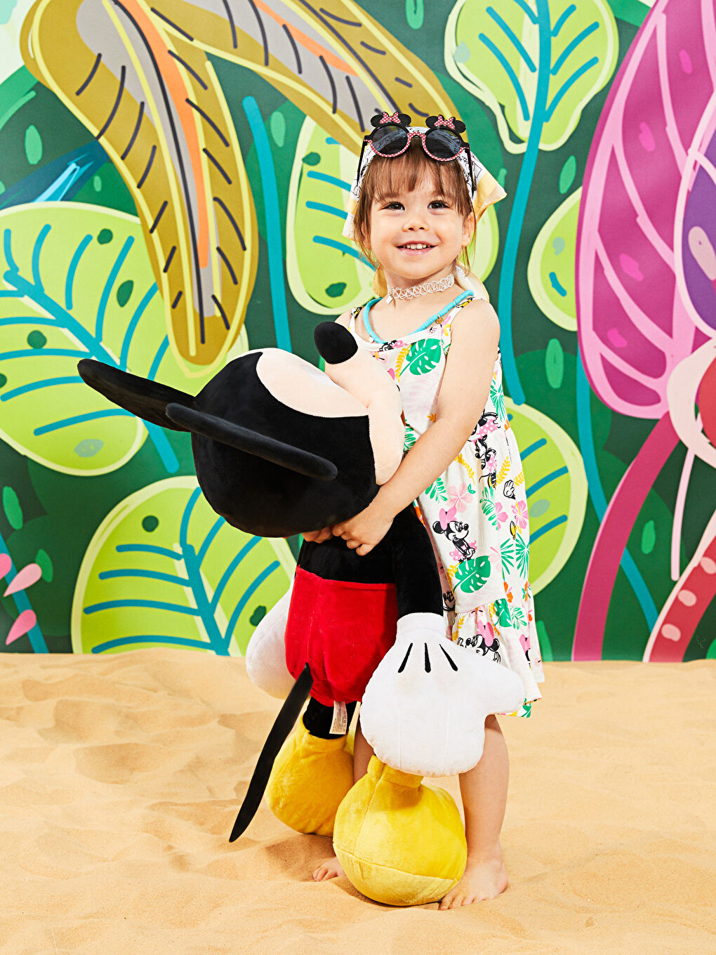 Karışık Kare Yaka Askılı Minnie Mouse Baskılı Kız Bebek Elbise-1