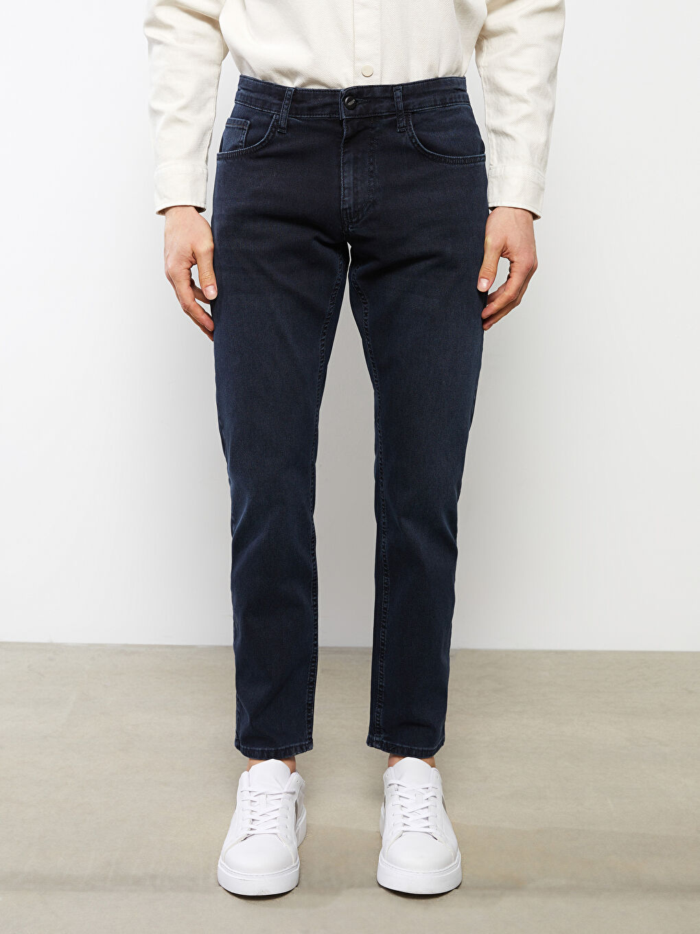 779 جينز بقصة عادية للرجال-2