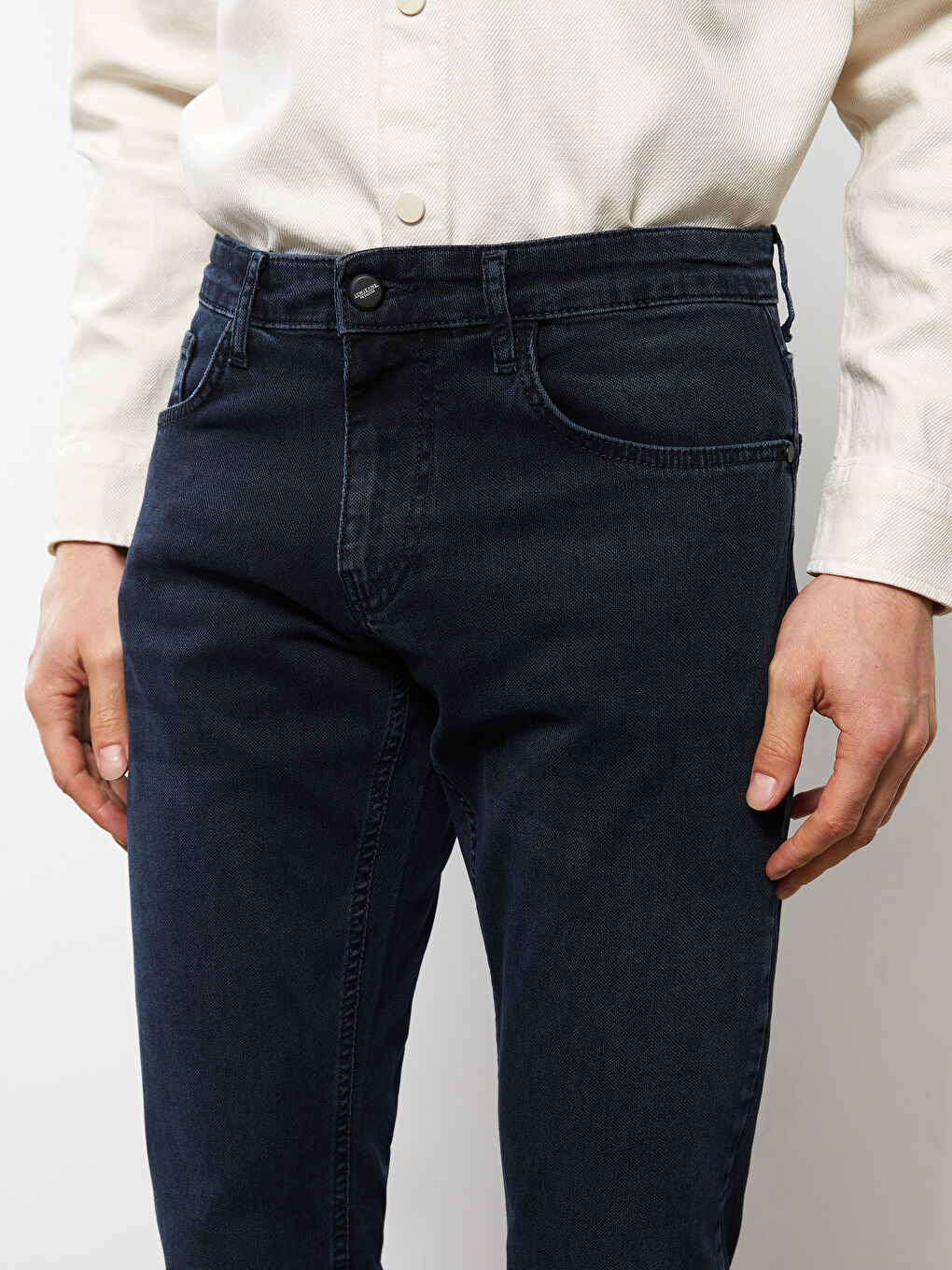 779 جينز بقصة عادية للرجال-3