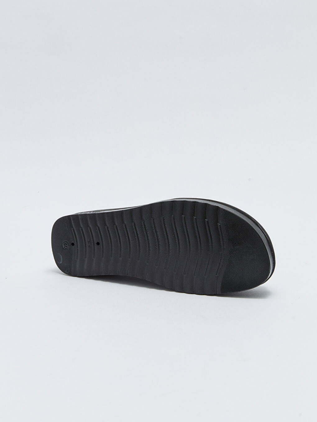 Siyah Önü Kapalı Kalın Taban Kadın Terlik-3