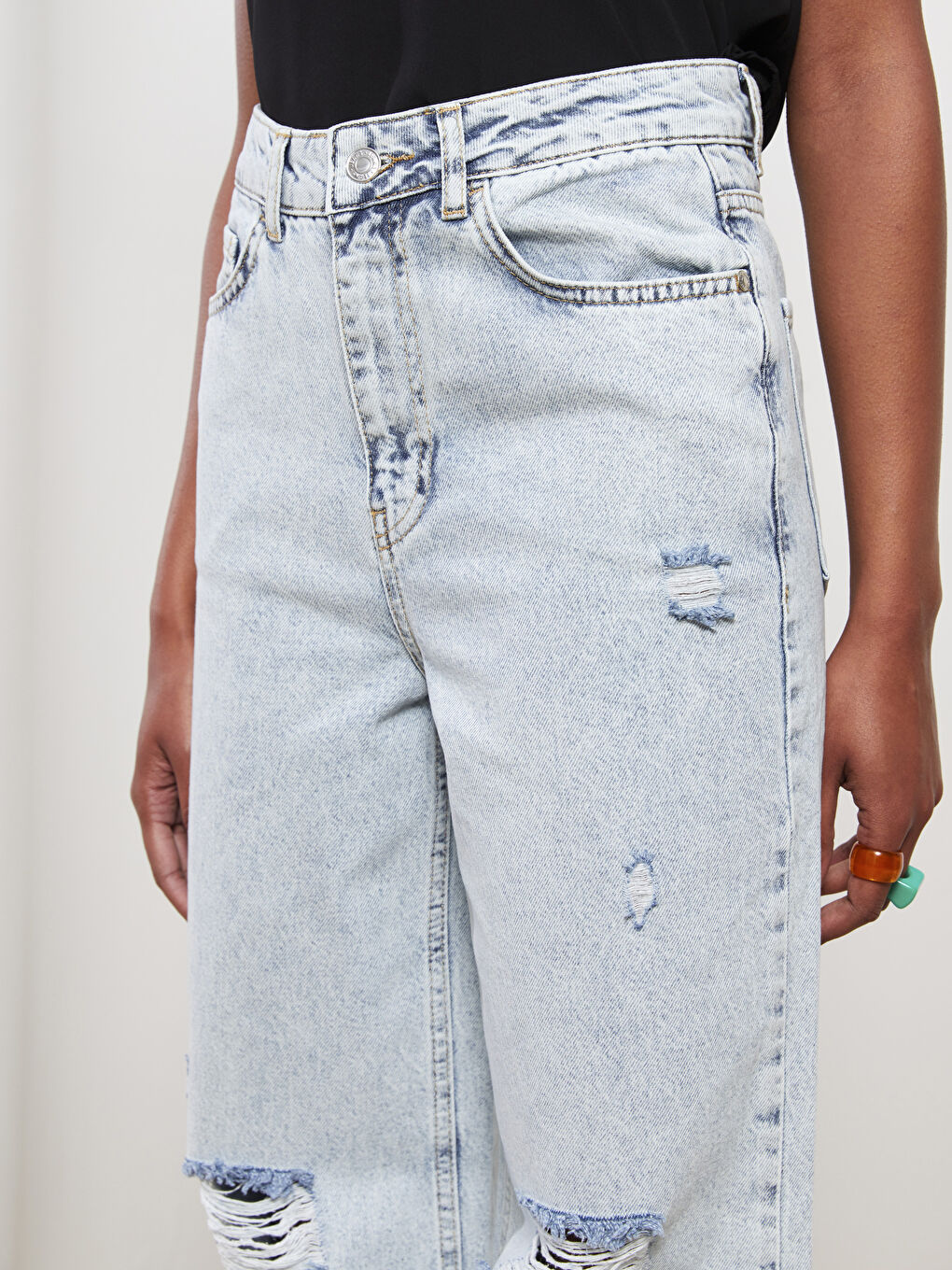 Women's High Waist Wideleg Straight Pocket Detailed Jean Trousers-3