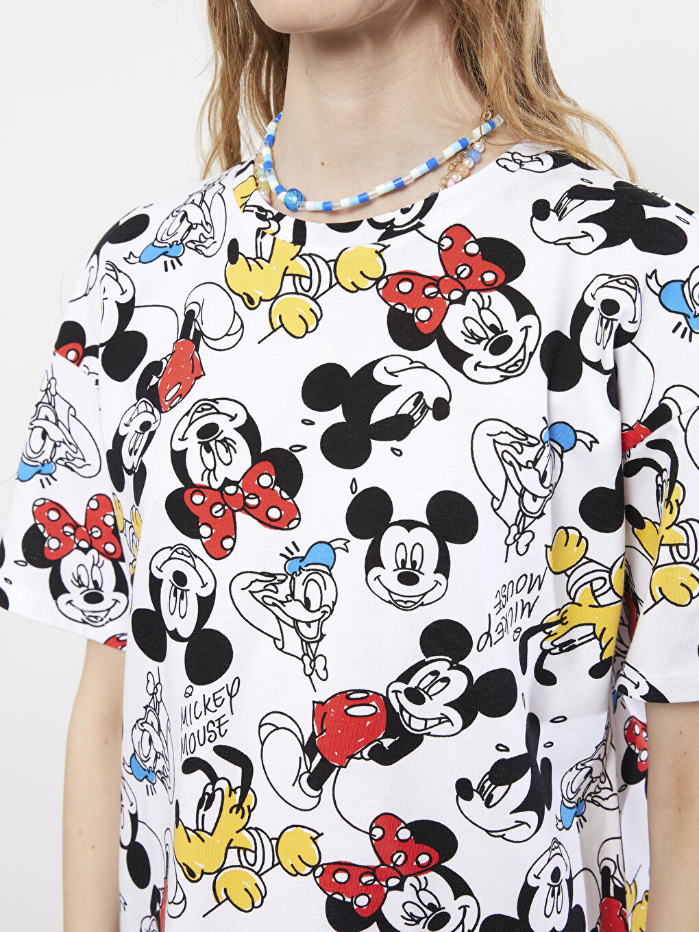 Beyaz Bisiklet Yaka Mickey Mouse Baskılı Kısa Kollu Pamuklu Kadın Elbise-3