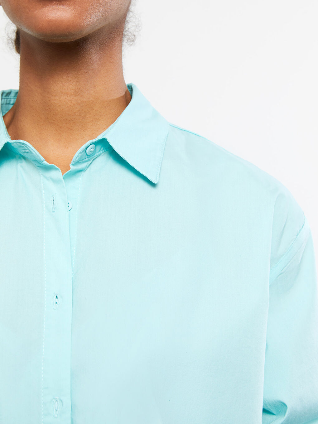 Turkuaz Önden Düğme Kapamalı Düz Uzun Kollu Poplin Kadın Gömlek-3