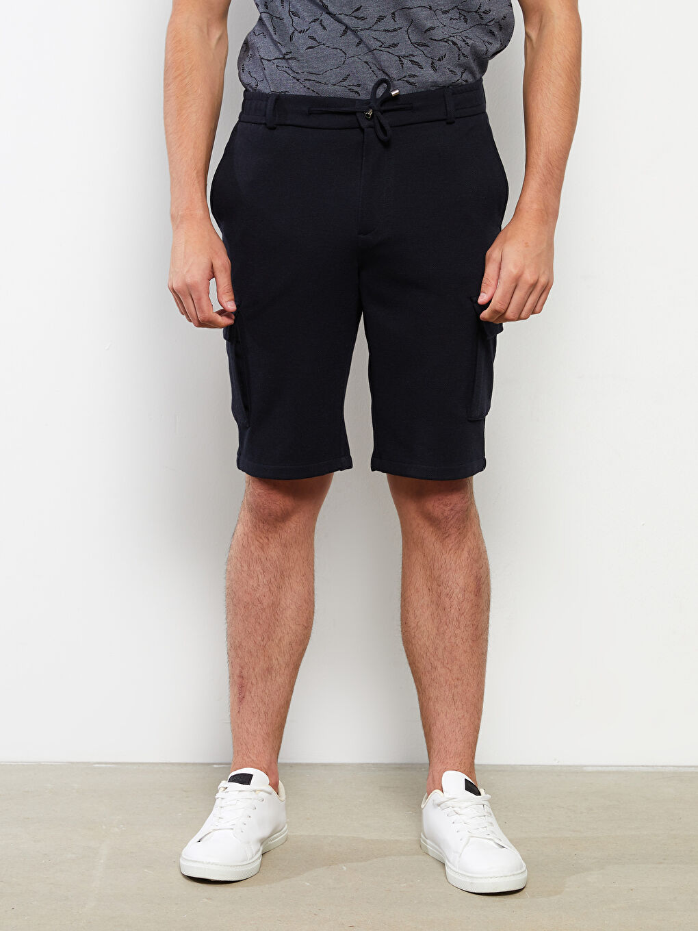 Lacivert Slim Fit Beli Bağlama Detaylı Erkek Şort-2