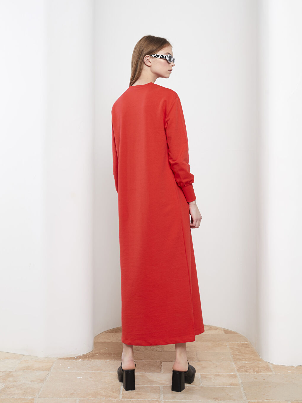 فستان كم طويل سادة بياقة دائرية للسيدات-4