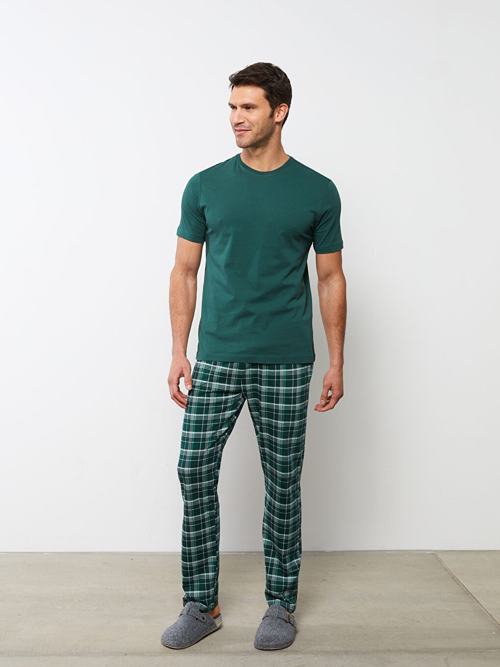Yeşil Standart Kalıp Ekose Erkek Pijama Takımı-1