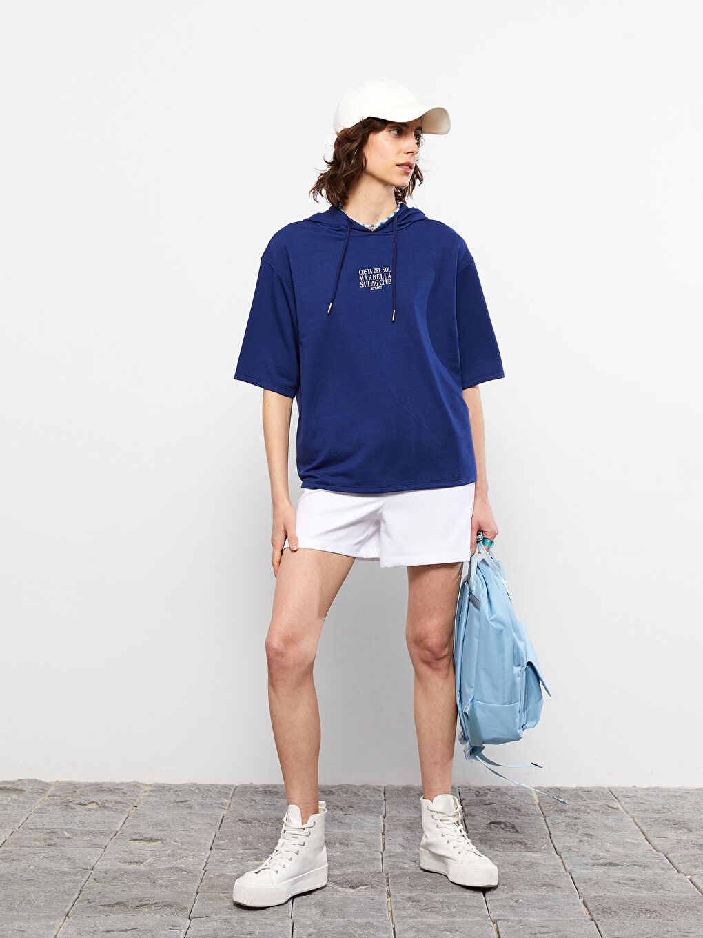 Lacivert Baskılı Kısa Kollu Kadın Hoodie