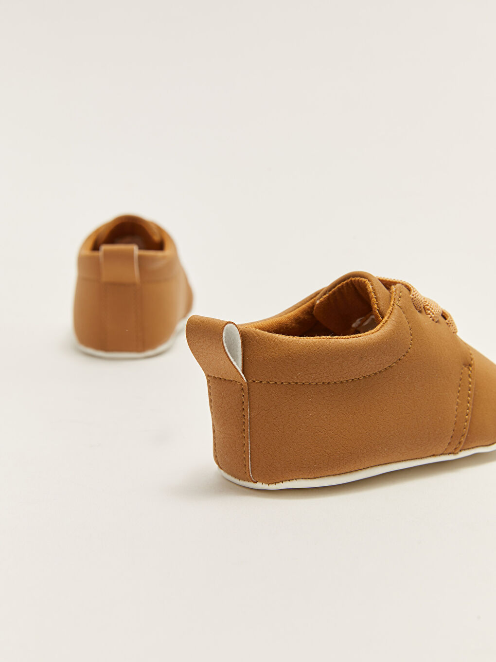 أحذية عربة أطفال للأولاد الرضع مبطنة بالقطن بأربطة-4