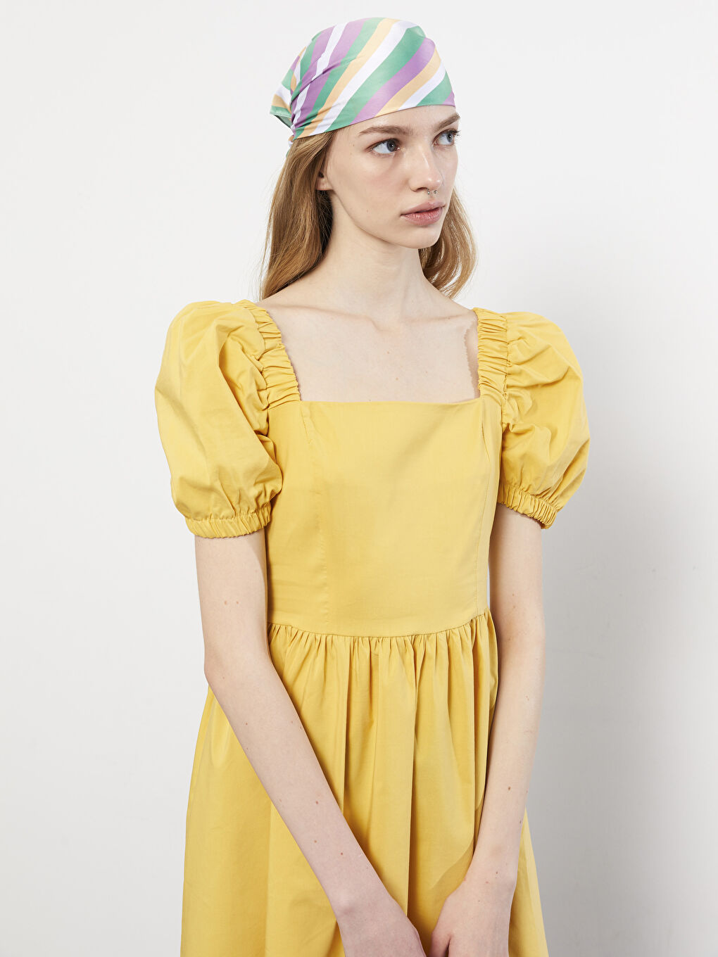 Sarı Kare Yaka Düz Balon Kollu A Kesim Poplin Kadın Elbise-2