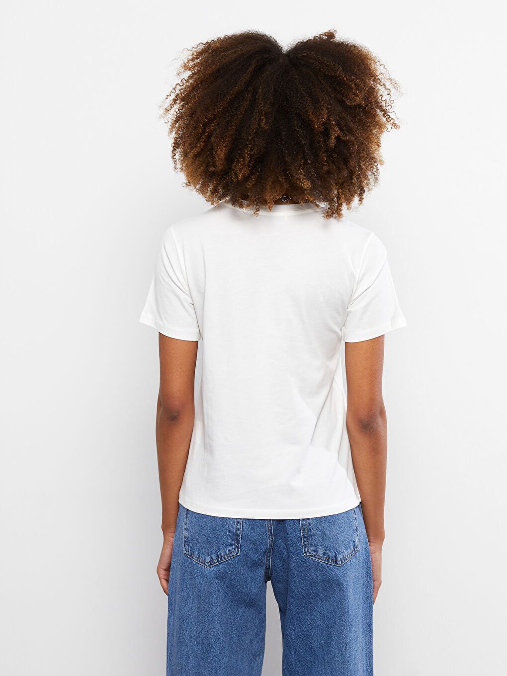 Ekru Bisiklet Yaka Yazı Baskılı Kısa Kollu Pamuklu Kadın Tişört-4