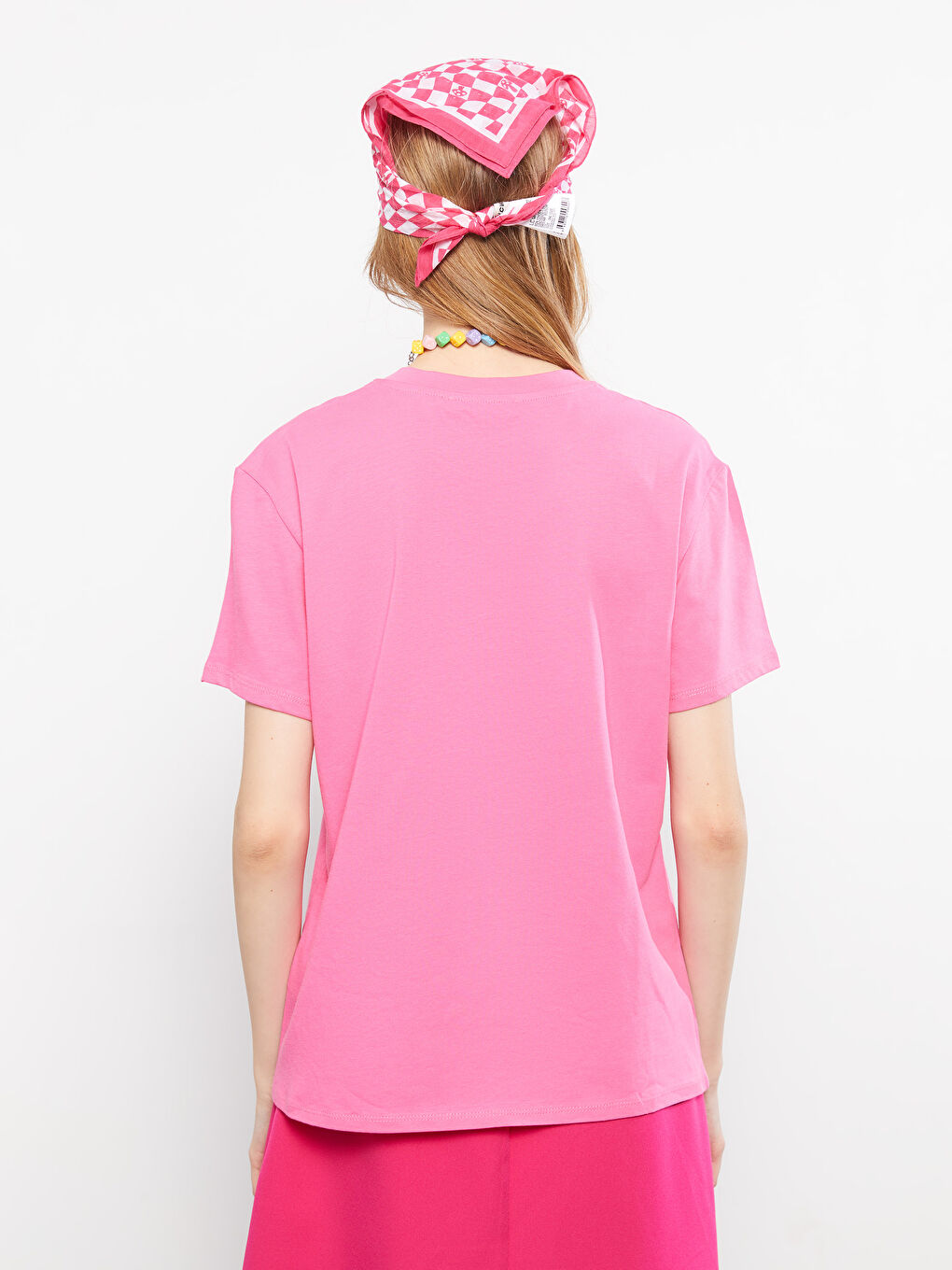 Pembe Bisiklet Yaka Kısa Kollu Pamuklu Kadın Tişört-4
