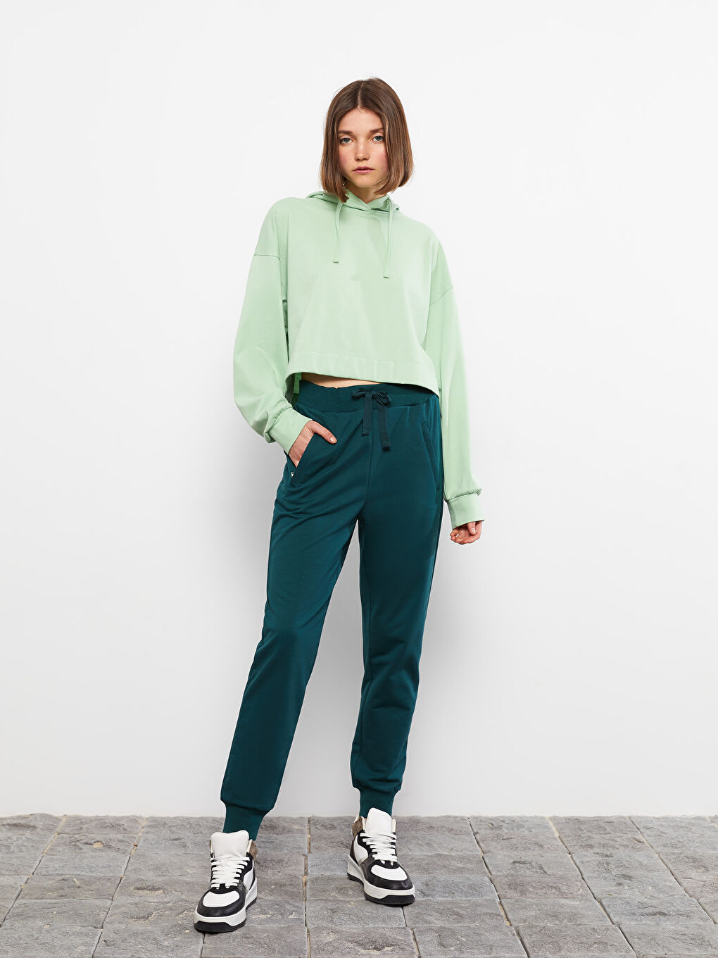 Elastic Waist Regular Pocket Detailed Women's Jogger Sweatpants