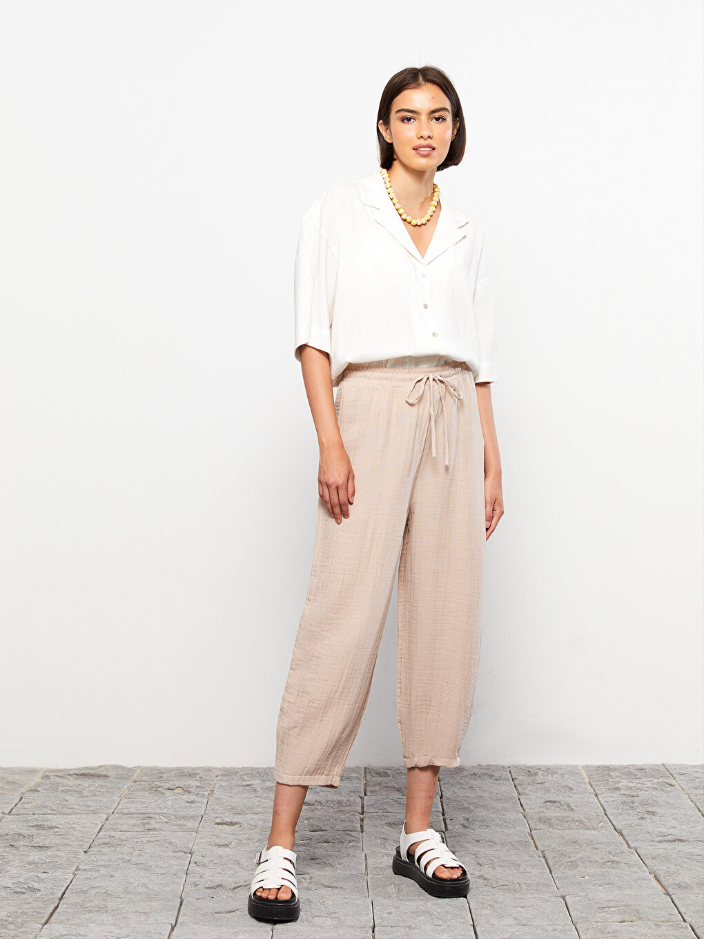 Elastic Waist Standard Fit Straight Muslin Women's Trousers