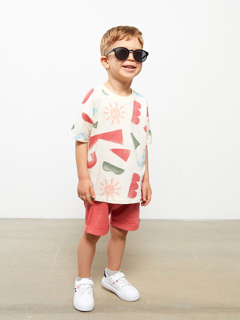 Ekru Bisiklet Yaka Kısa Kollu Erkek Bebek Tişört ve Şort 2'li Takım