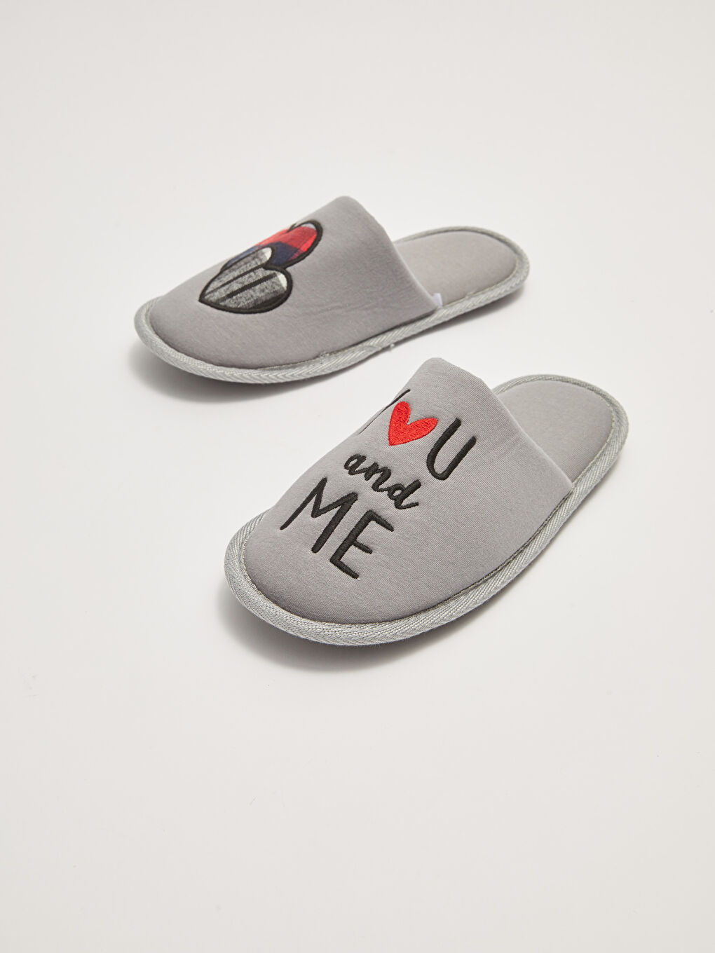 Gri Nakışlı Kadın Ev Terliği-2