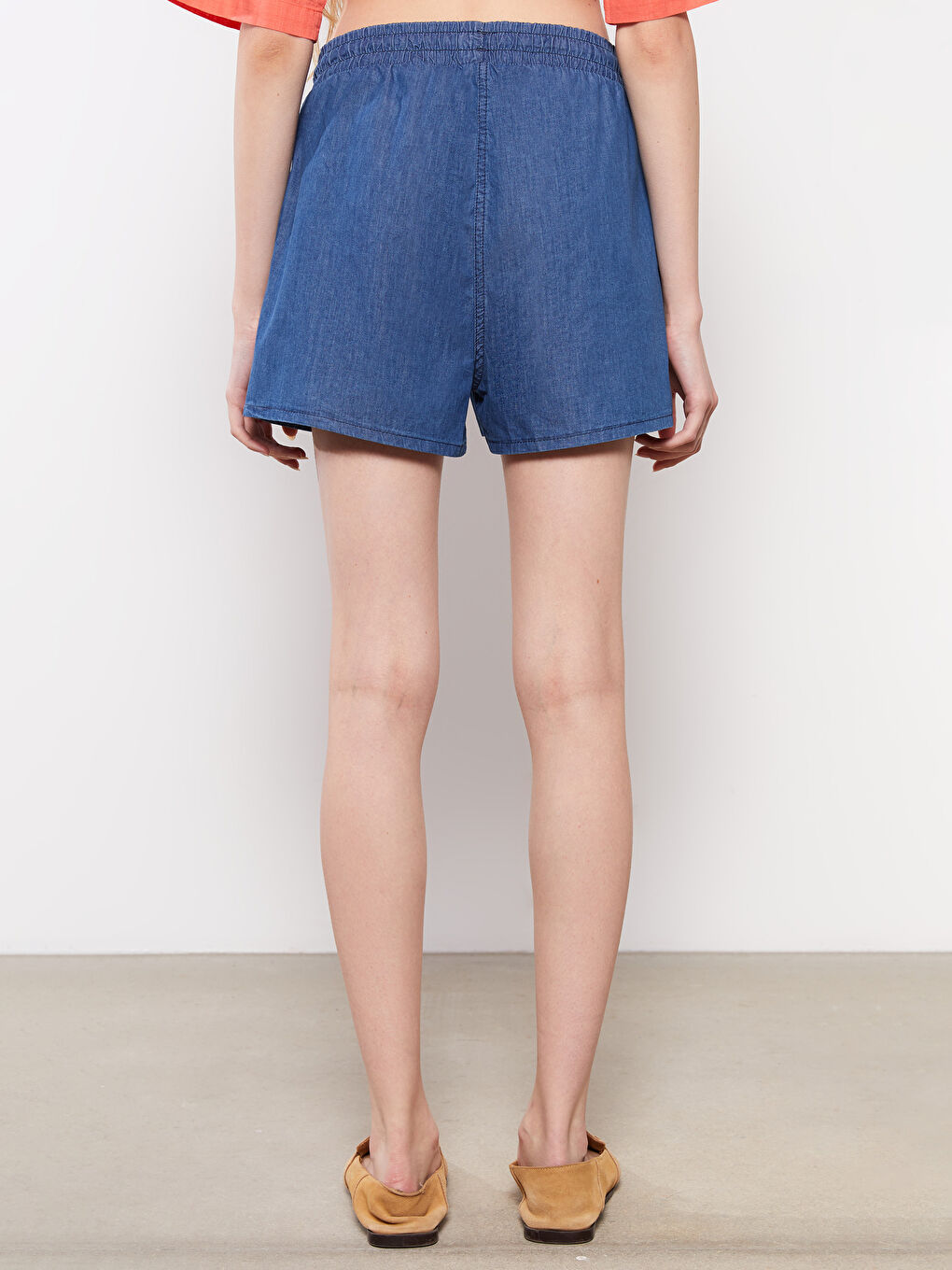 Elastic Waist Straight Pocket Detailed Rodeo Jean Shorts For Women-3