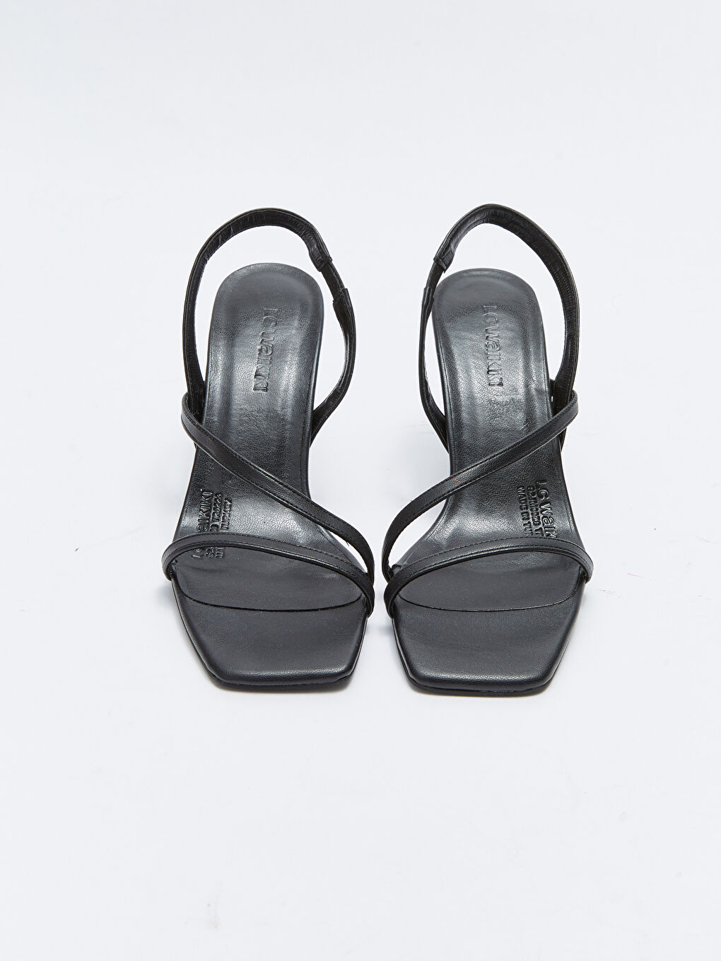 Siyah Deri Görünümlü Çapraz Bantlı Kadın Topuklu Ayakkabı-2