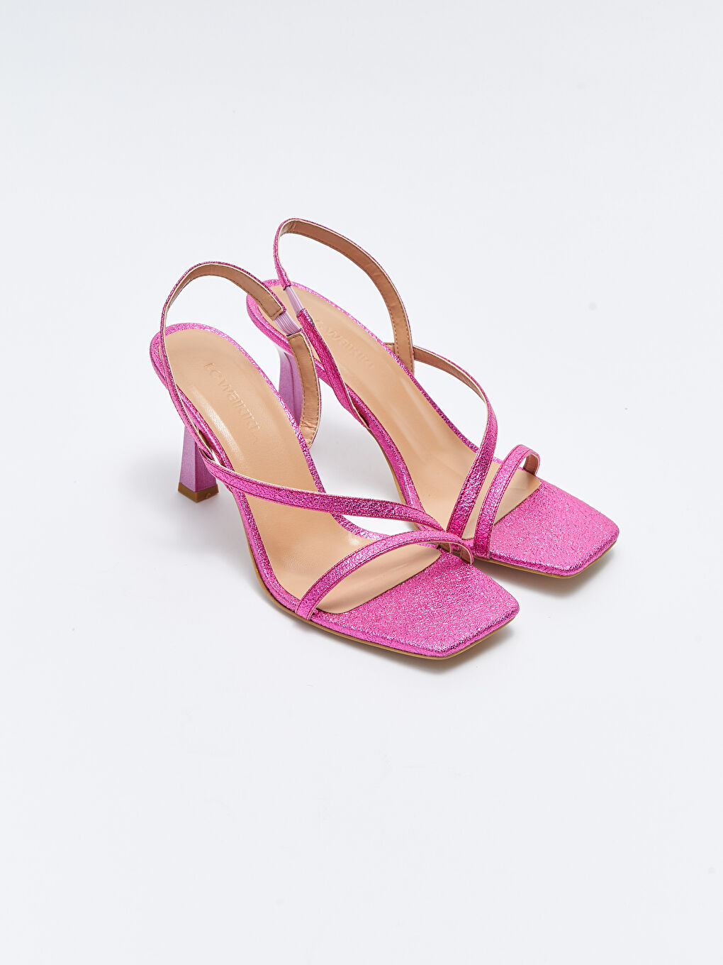 Fuşya Deri Görünümlü Çapraz Bantlı Kadın Topuklu Ayakkabı