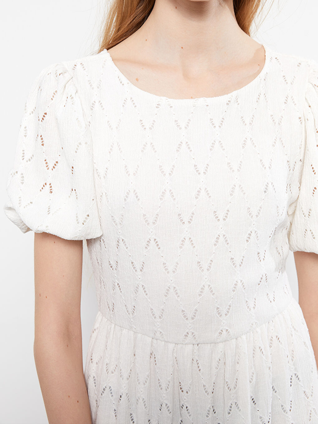 Beyaz Bisiklet Yaka Dantelli Kısa Kollu Kadın Elbise-4