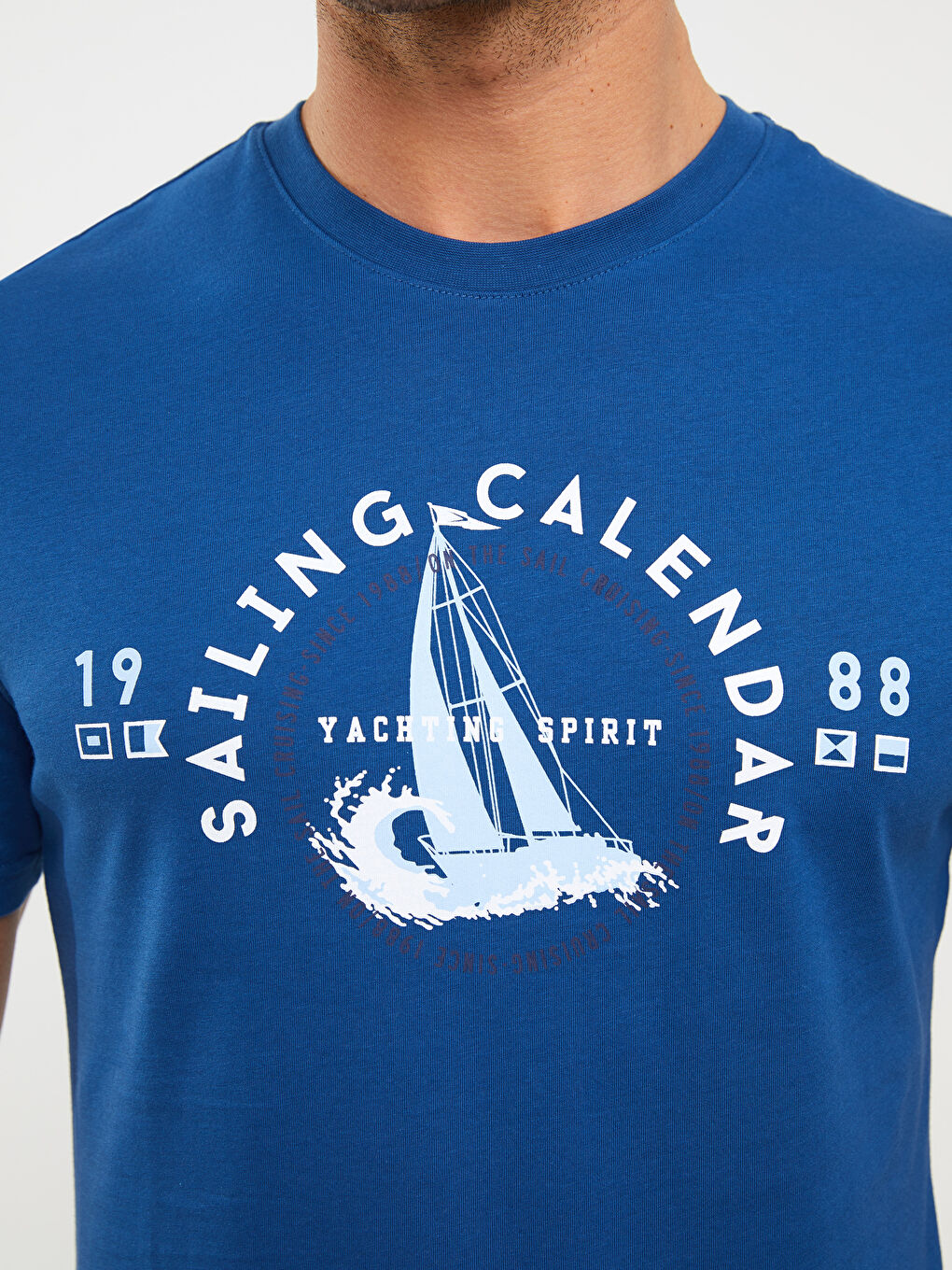 Lacivert Bisiklet Yaka Kısa Kollu Baskılı Penye Erkek Tişört-3